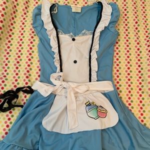 Halloween Alice costume!